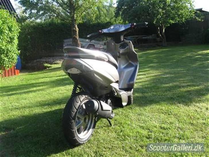 Yamaha Jog R billede 1