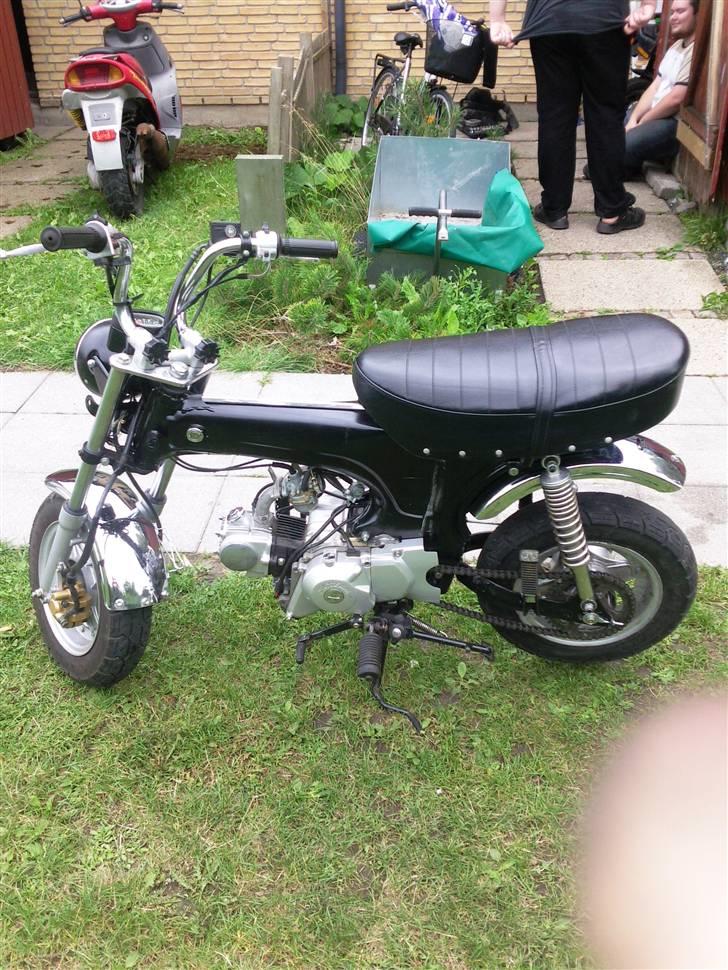 Skyteam Dax solgt billede 3