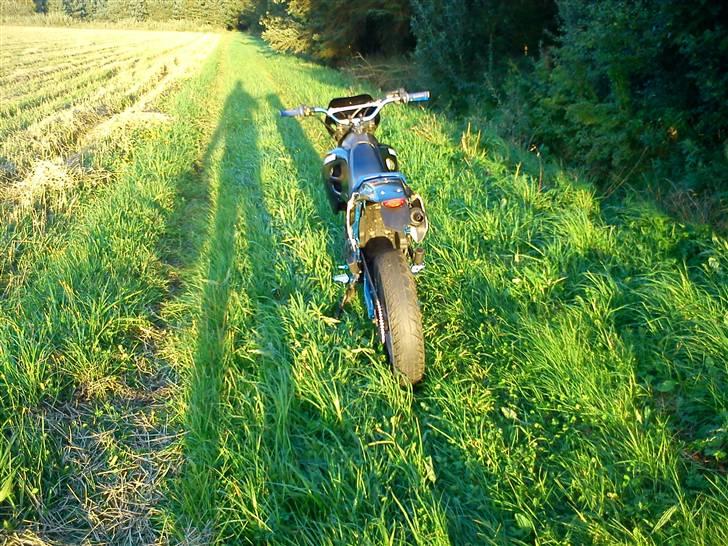 Suzuki Smx LC DD BYTTET! - se skyggen! mig med hjelmen i hånden :) billede 18