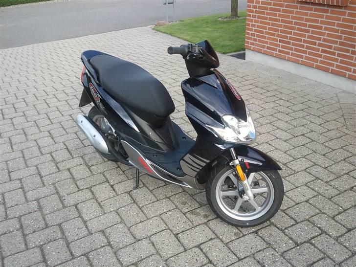 Yamaha Jog r billede 1