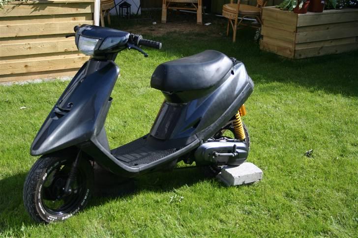 Yamaha jog as CARBON SOLGT billede 5