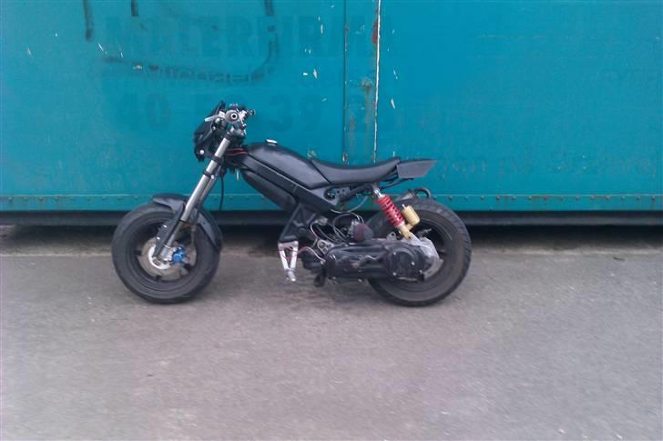 Suzuki Street Magic [SOLGT] billede 1