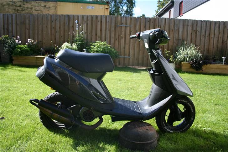 Yamaha jog as CARBON SOLGT billede 9