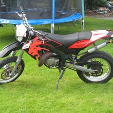 Aprilia SX 50 solgt.