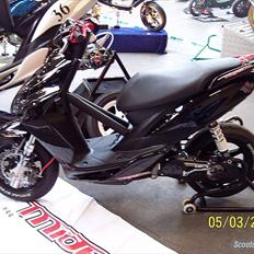 Yamaha Jog RR MHR Team