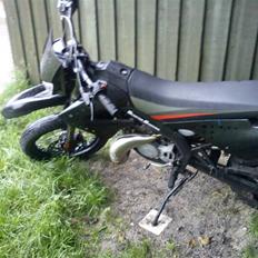 Derbi senda til salg