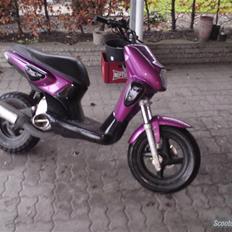 Yamaha slider mataliclilla solgt