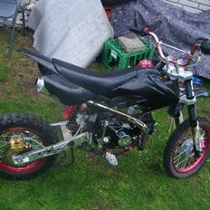MiniBike 125 cc kina crosser ( SOLGT. ) 