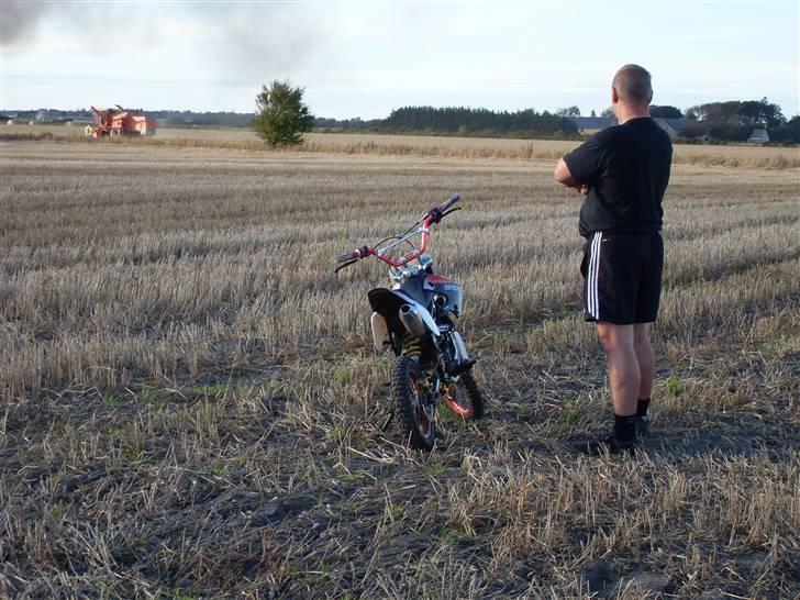 Lifan Tiandi  - sammen med far :D billede 12