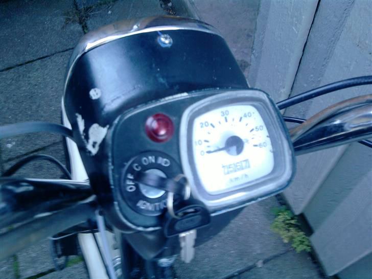 Suzuki fz 50 solgt billede 13
