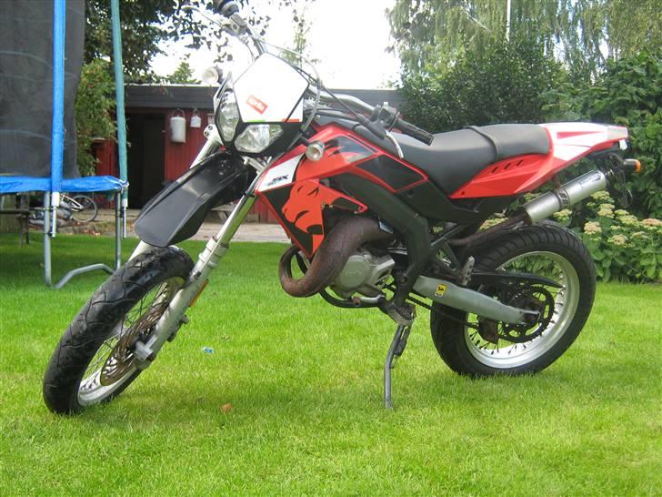 Aprilia SX 50 solgt. - Her er hun så :D billede 1