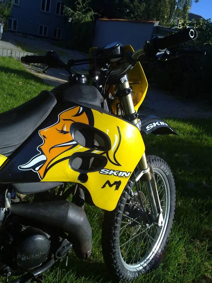 Suzuki RMX billede 5