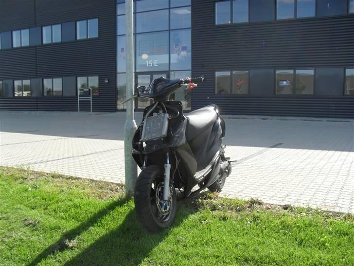 Yamaha Jog RR soolgt billede 2