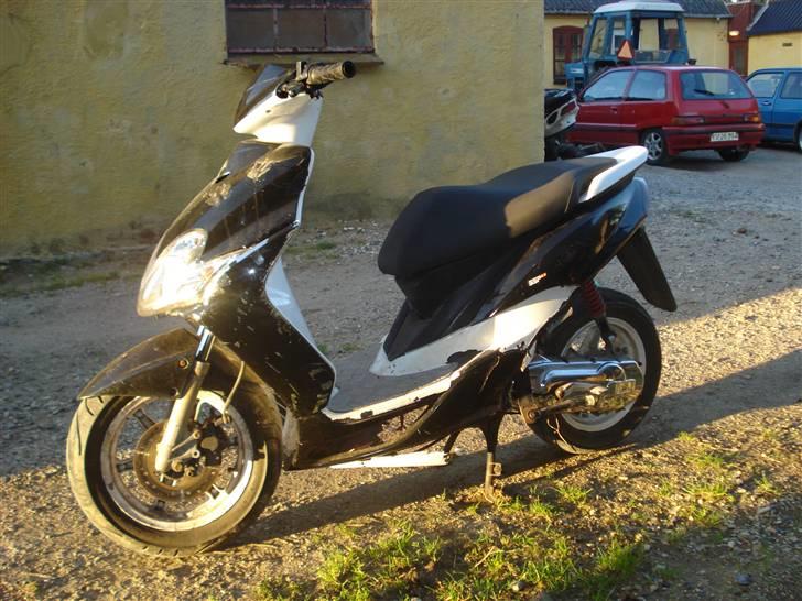 Yamaha jog r solgt billede 3