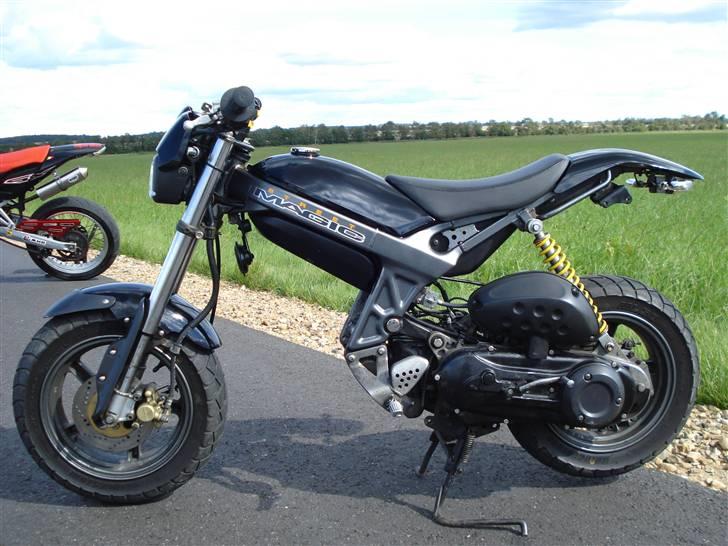 Suzuki street  billede 2