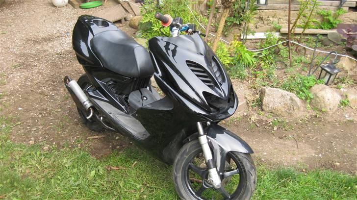 Yamaha aerox (solgt) billede 1