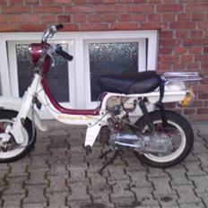 Suzuki FZ 50 projekt solgt 