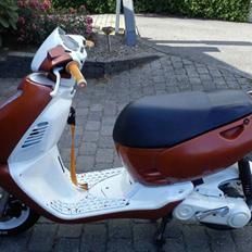 Aprilia sonic