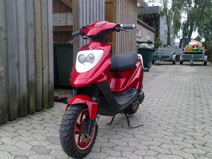 PGO Hot 50 billede 1