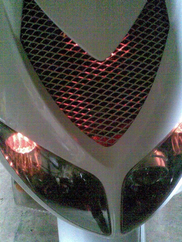 Peugeot Speedfight 2 (Bertha) - Rødt lys ned på a gitter ;) billede 8