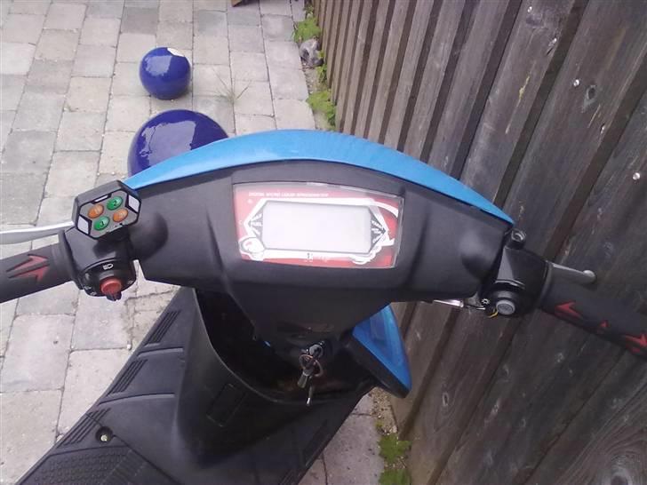 Yamaha jog as (SOLGT) billede 5