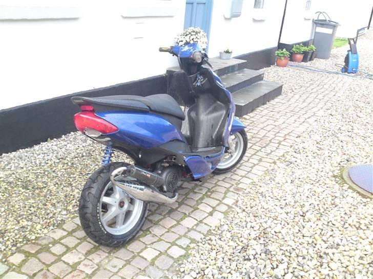 Yamaha jog r solgt. billede 10