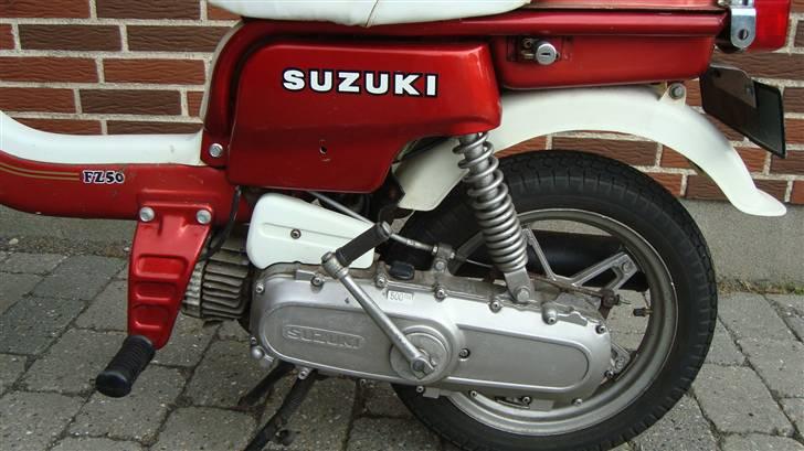 Suzuki FZ 50 billede 4