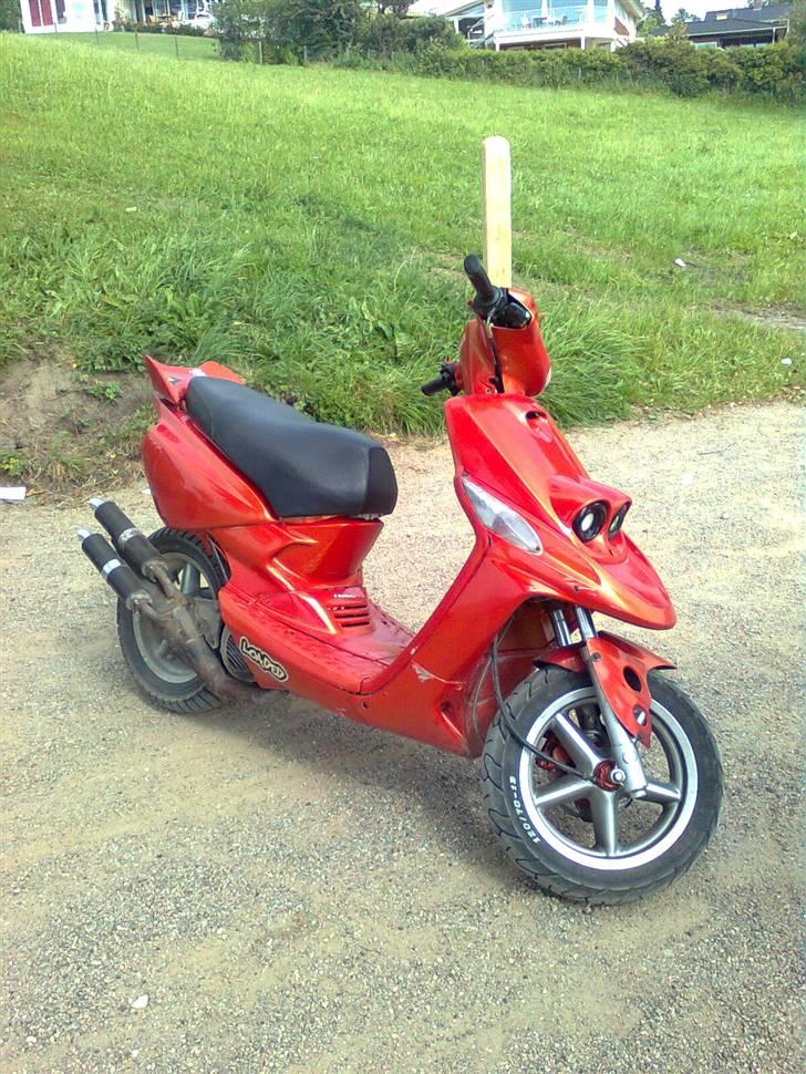 Yamaha spy (under ombygning) - billedere fra den gang hvor jeg købte den hvor den havde lidt skader billede 1