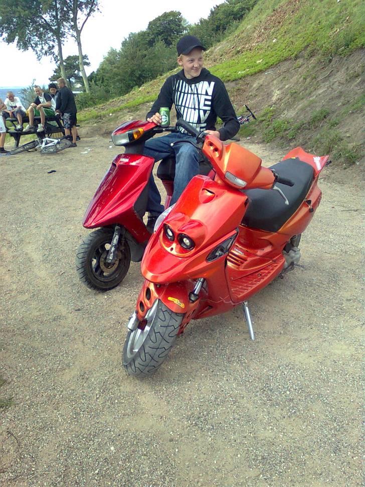 Yamaha spy (under ombygning) - billedere fra den gang hvor jeg købte den hvor den havde lidt skader billede 4