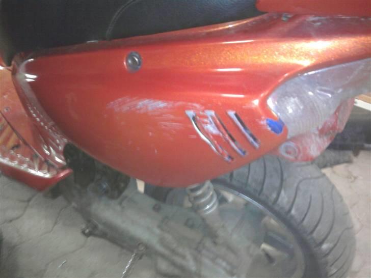 Yamaha spy (under ombygning) - billedere efter en ven kørte galt på den hvor den fik flere skader og en skæv forgaffel billede 7