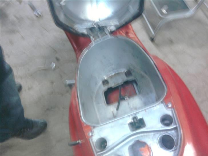 Yamaha spy (under ombygning) - billedere efter en ven kørte galt på den hvor den fik flere skader og en skæv forgaffel billede 8