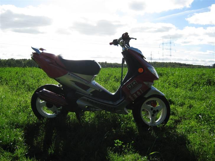 Peugeot sppedfight 2  ( solgt )  billede 4