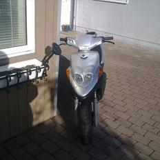 Yamaha bws ng (solgt)