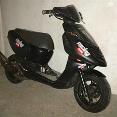 Aprilia Sonic AC (SOLGT)