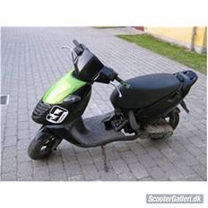 Aprilia Sonic taget af polli :s