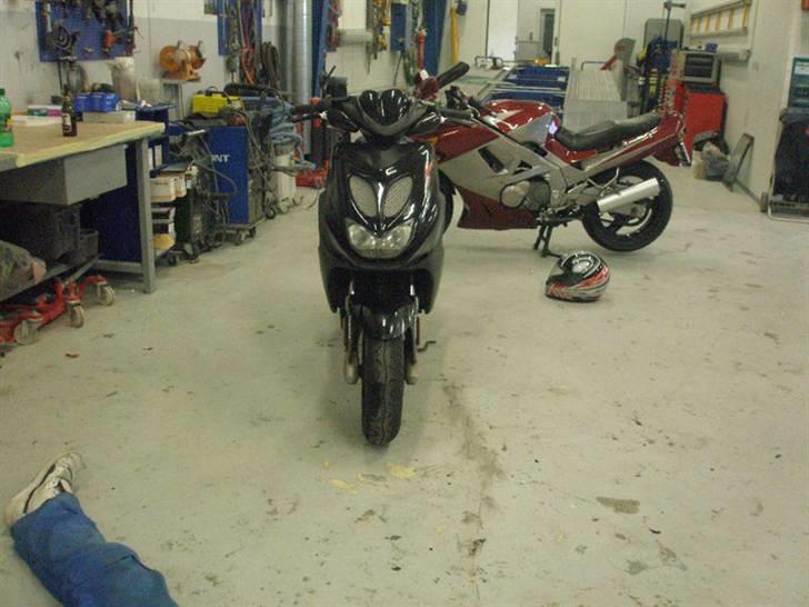 Yamaha aerox billede 3