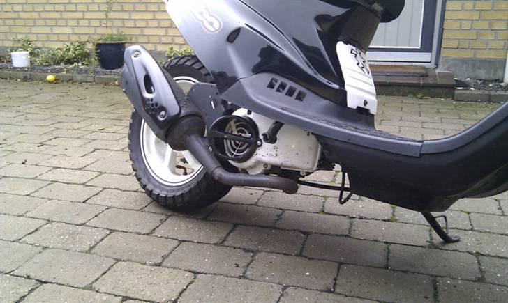 PGO Hot 50 solgt (5000kr.) billede 2