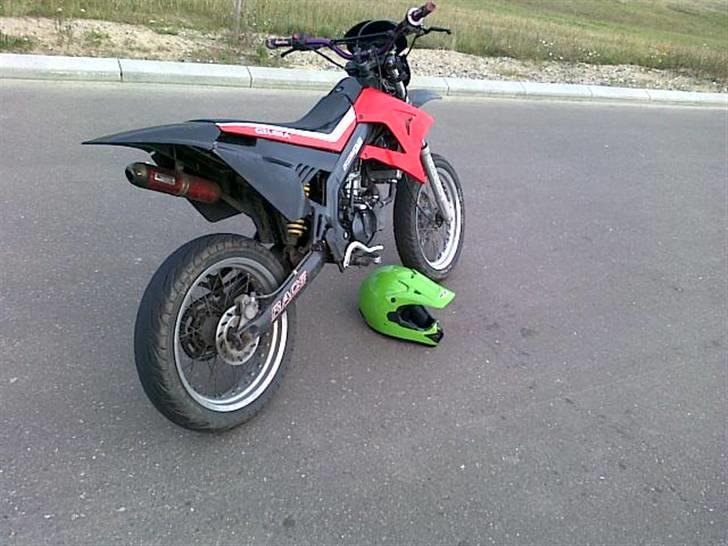 Gilera smt totalskadet billede 10