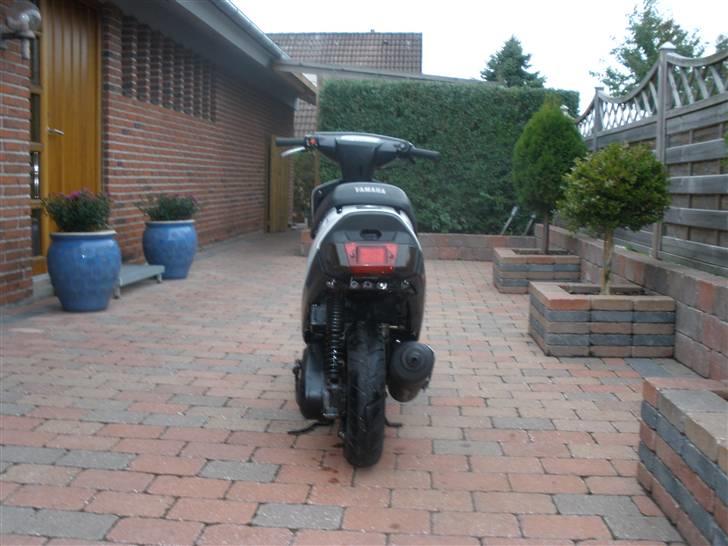Yamaha Jog as - SOLGT - Og bagfra billede 2