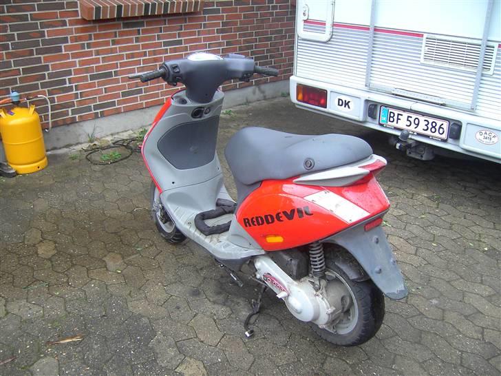 Piaggio new zip billede 4