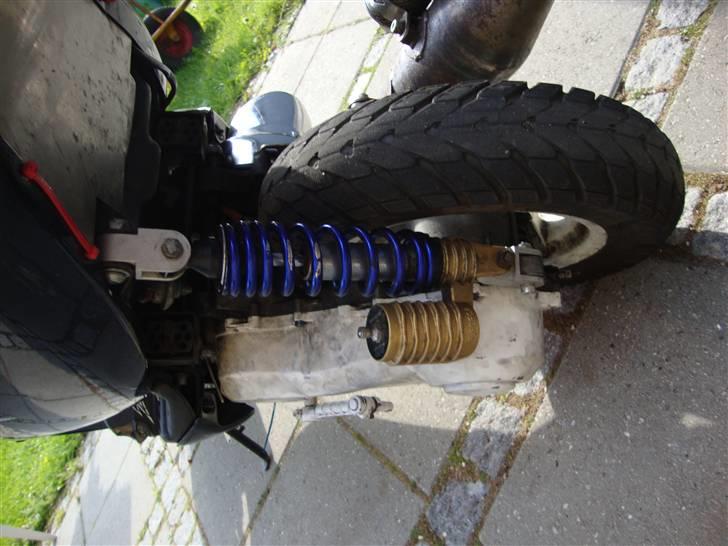 Aprilia Sonic (SOLGT) - hævet 8 cm billede 5