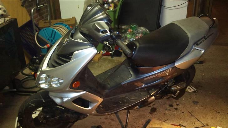 Peugeot speedfight 2 byttet hot  billede 1
