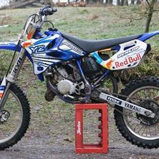 Yamaha YZ85cc høj FMX Red Bull