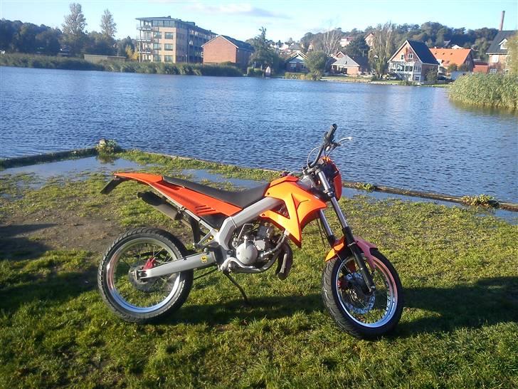 Gilera SMT LC DD -SOLGT- billede 1