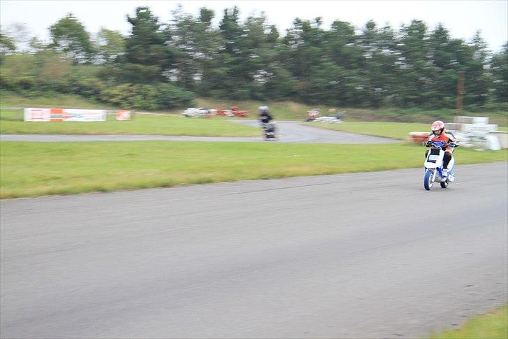 Yamaha Jog TeamCross 14.89hk billede 4