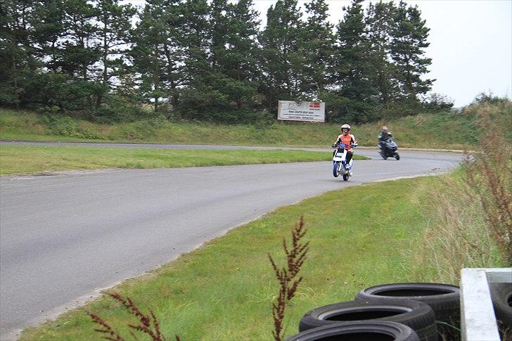 Yamaha Jog TeamCross 14.89hk billede 8