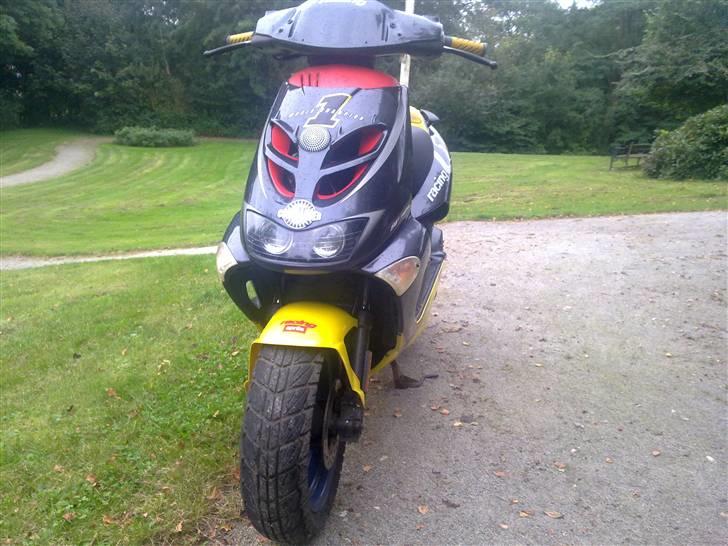 Aprilia SR 50 Ditech !!SOLGT!! billede 2