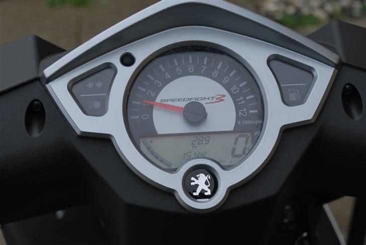 Peugeot speedfight 3 rs stjålet - speedometer billede 6