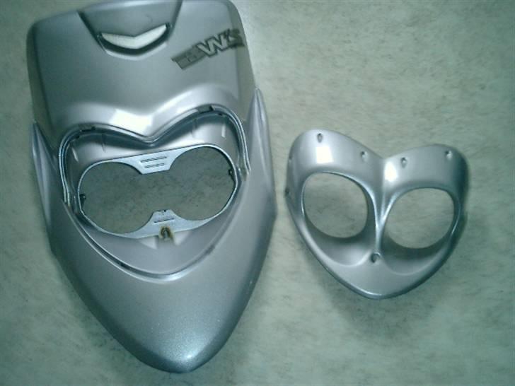 Yamaha BWS NG (byttet) - Det tilpassede skjold før jeg skar det til så det passer nogenlunde til SPY underkæben billede 2