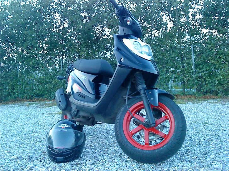 PGO Hot 50 billede 1